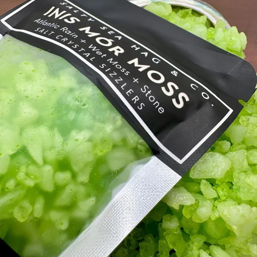 Inis Mór Moss Salt Crystal Sizzlers - Atlantic Rain + Wet Moss + Stone Scent